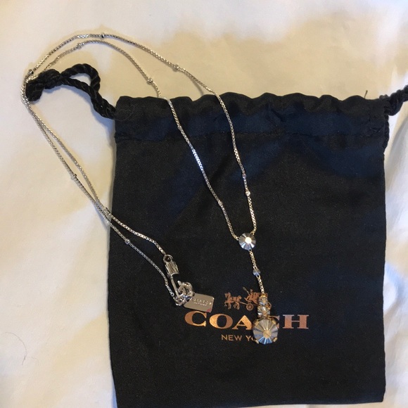 New COACH Lanyard Daisy Rivet style necklace - Picture 1 of 1